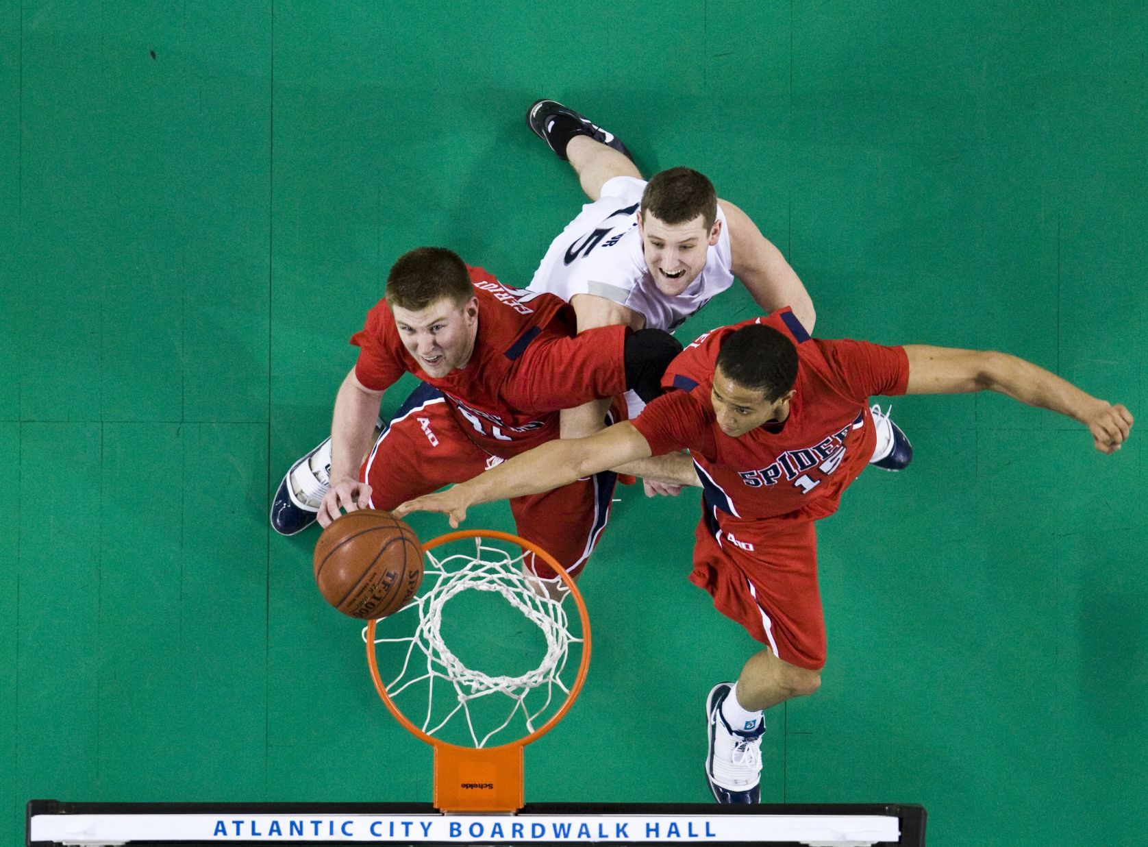 A10 basketball semis